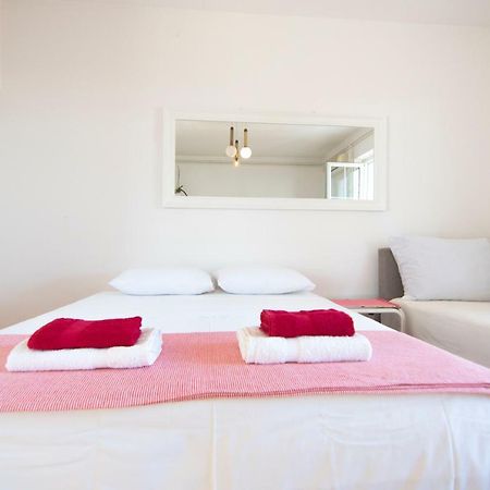 Apartmani Piculo Примоштен Екстер'єр фото
